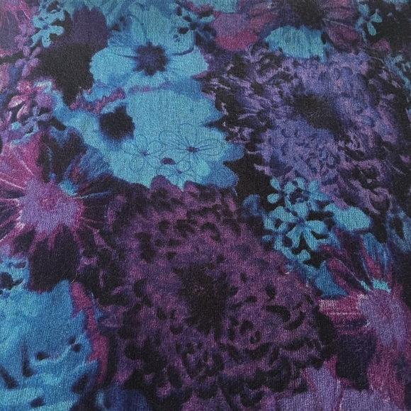 Layers by Lizden Floral Scarf Pashima with Fringe - Picture 2 of 10